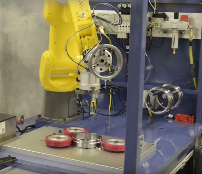Fanuc robot used for transmission eddy current inspection system